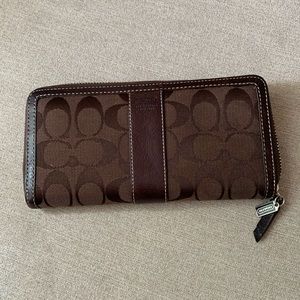 Large Coach Wallet